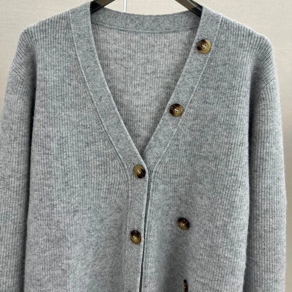 Unique design 100% cashmere cardigan - Picture 4 of 15